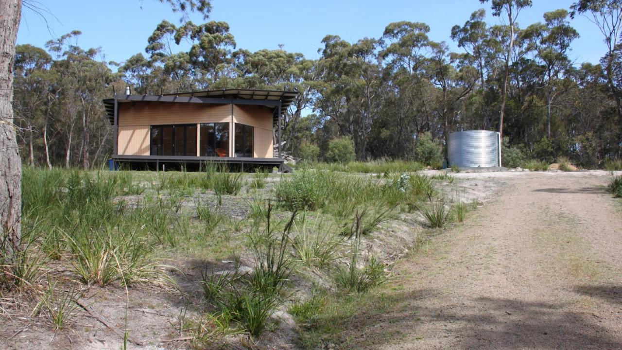 Bay Of Fires Eco Hut Off Grid Experience At Binalong Bay Vila Exterior foto