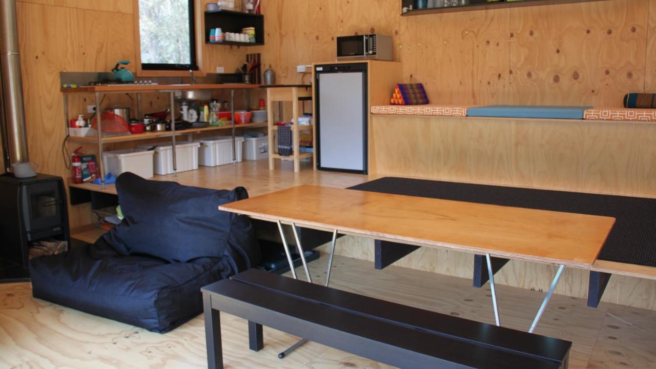 Bay Of Fires Eco Hut Off Grid Experience At Binalong Bay Vila Exterior foto